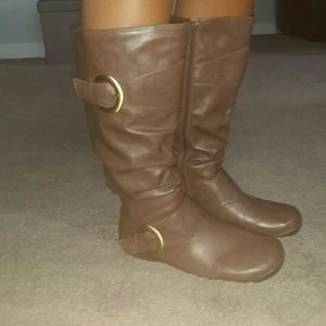 Comfy very casual boots